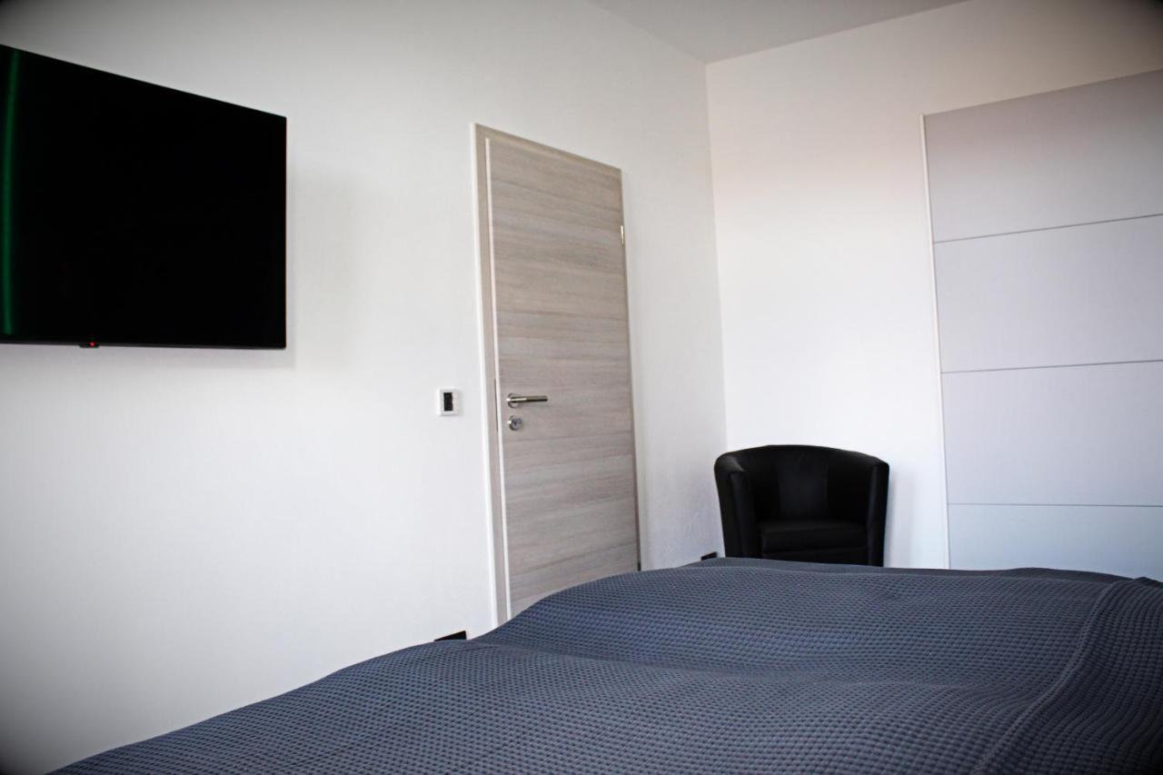 Family Apartments Salzhausblick: Central City Apartments with Hotel-Quality Beds Zittau Exterior photo
