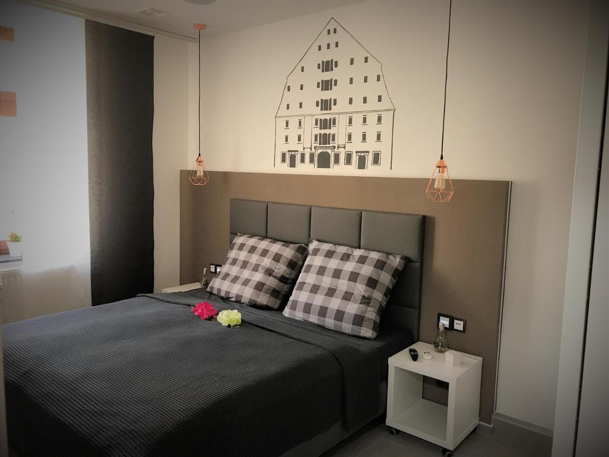 Family Apartments Salzhausblick: Central City Apartments with Hotel-Quality Beds Zittau Exterior photo